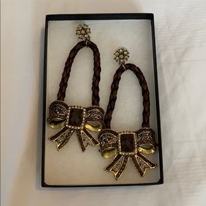 ❌SOLD❌Statement earrings